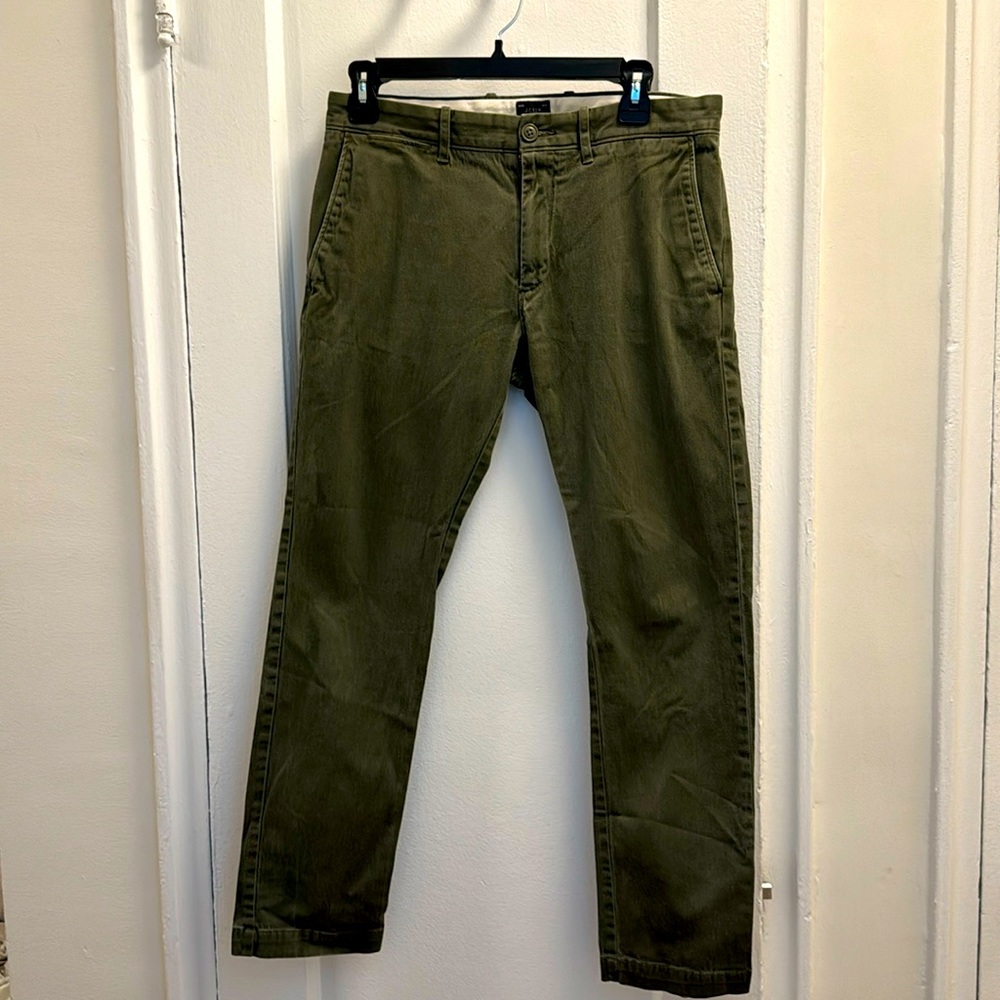 Men’s J. Crew Chino Pants - 30/30 - Catskill Green
